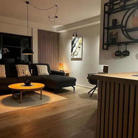 Apartment With Mountain View *